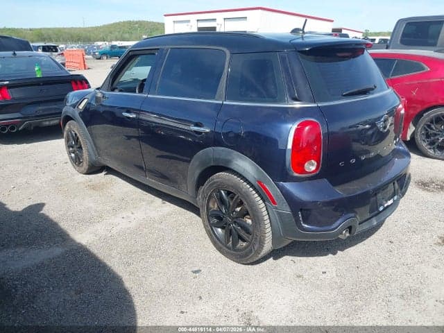 2016 MINI COUNTRYMAN COOPER 3