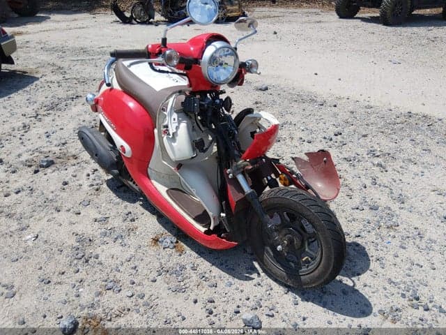 2025 HONDA NCW50 - 1