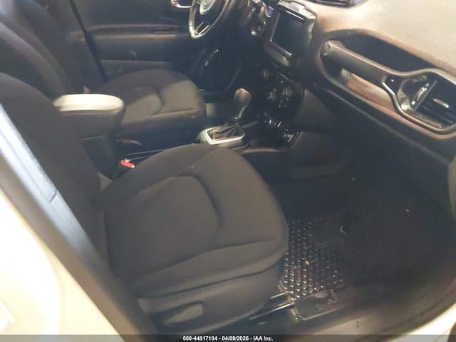 2019 JEEP RENEGADE ALTITUDE 4X4 5
