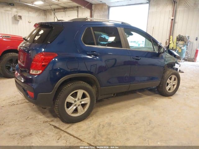 2017 CHEVROLET TRAX LT 4