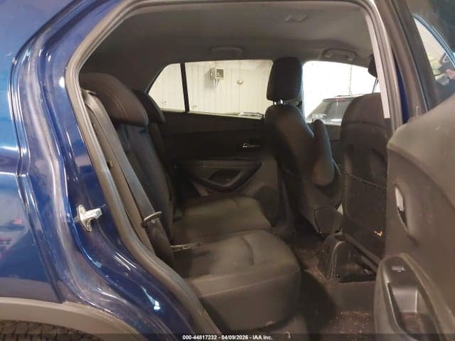 2017 CHEVROLET TRAX LT 8