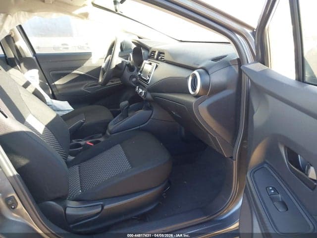 2024 NISSAN VERSA 1.6 S 5