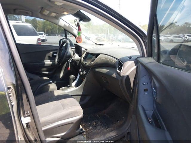 2019 CHEVROLET TRAX LS 5