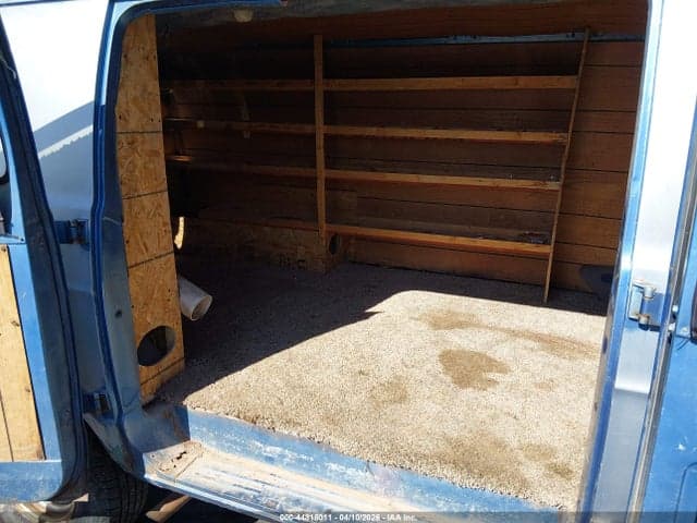 1972 DODGE B150 VAN 8