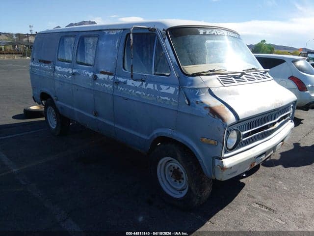 1972 DODGE VAN 1