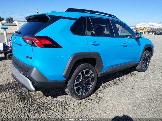 2021 TOYOTA RAV4 ADVENTURE 4