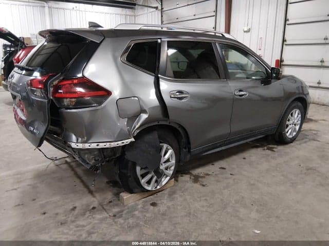 2018 NISSAN ROGUE SV 4