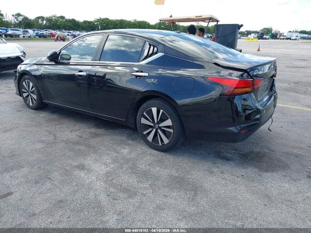2022 NISSAN ALTIMA SV FWD 3