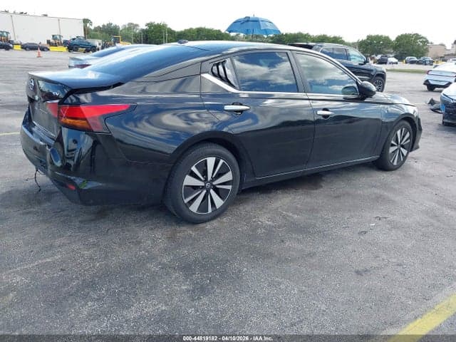 2022 NISSAN ALTIMA SV FWD 4