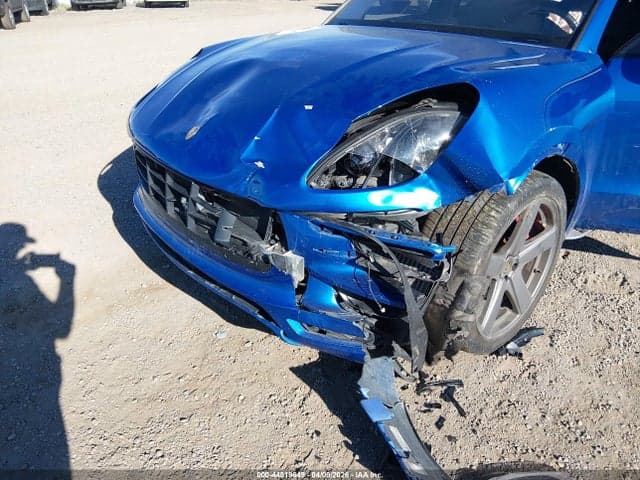 2015 PORSCHE MACAN TURBO 6