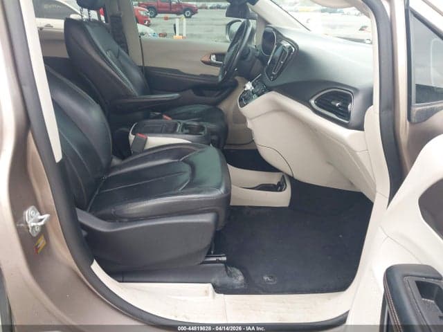 2017 CHRYSLER PACIFICA TOURING-L 5