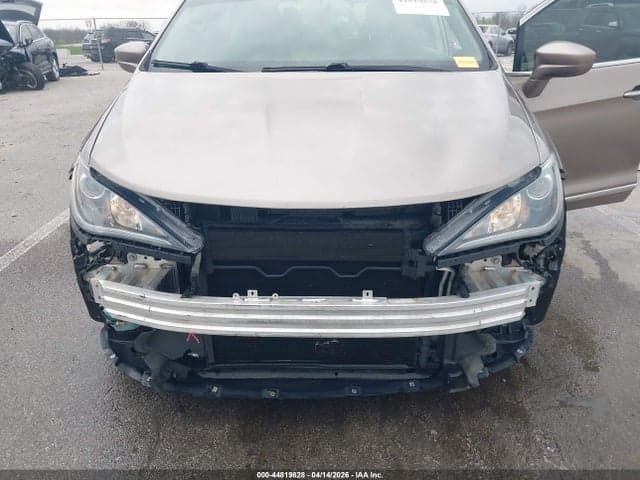 2017 CHRYSLER PACIFICA TOURING-L 6