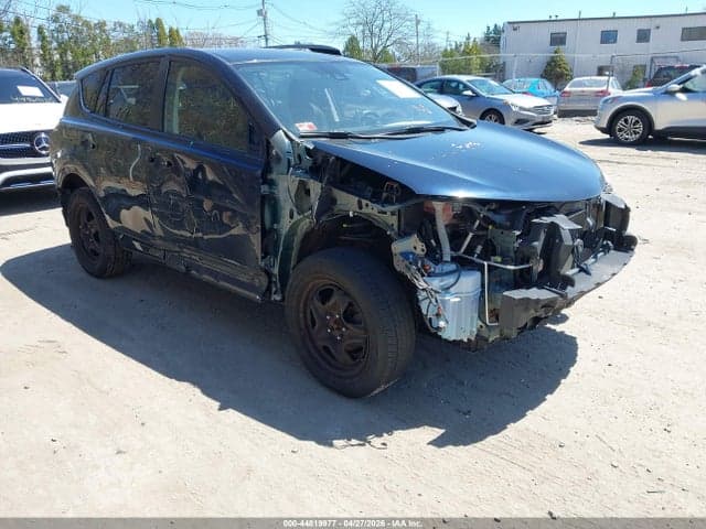 2017 TOYOTA RAV4 LE 1