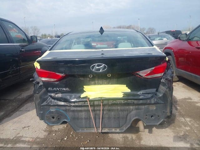 2017 HYUNDAI ELANTRA SE 17