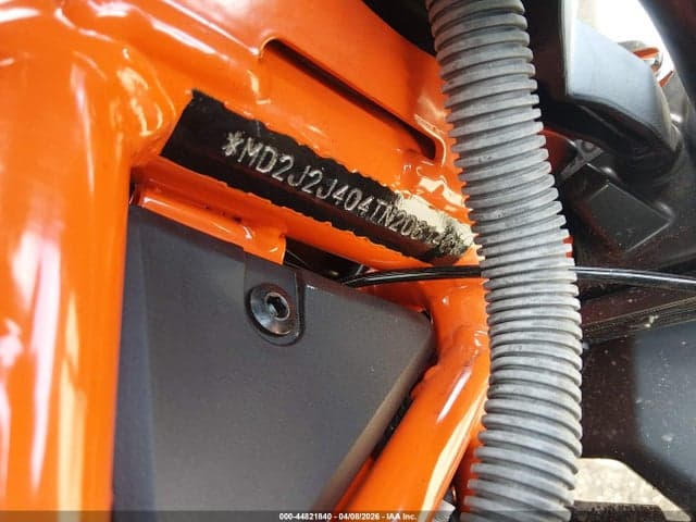 2026 KTM 690 SMC R 10