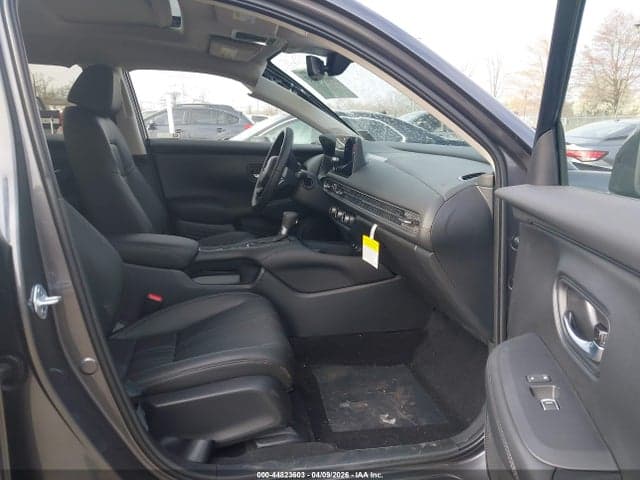 2026 HONDA HR-V AWD EX-L 5