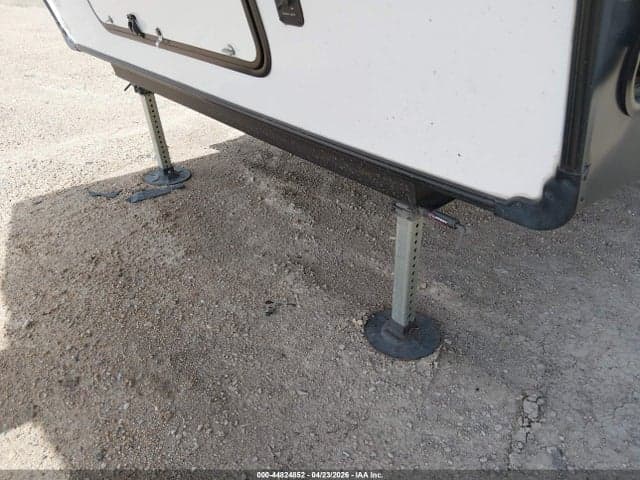2023 FOREST RIVER TRAVEL TRAILER 7