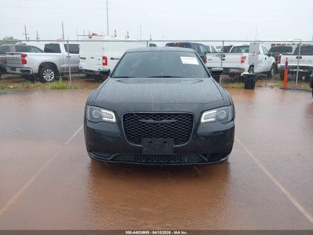 2022 CHRYSLER 300 TOURING 12