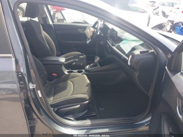 2021 KIA FORTE LXS 5