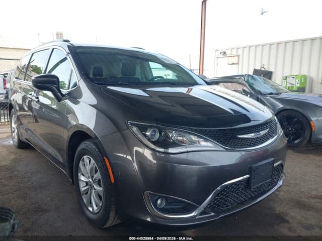 2019 CHRYSLER PACIFICA TOURING PLUS 1