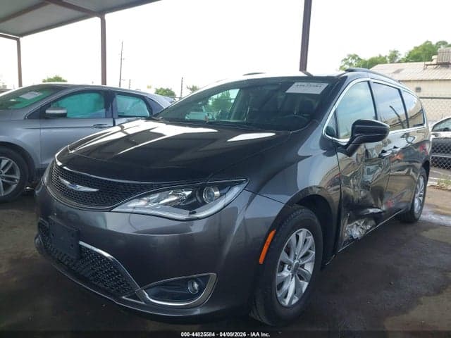 2019 CHRYSLER PACIFICA TOURING PLUS 2