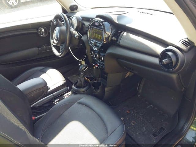 2017 MINI HARDTOP COOPER 5