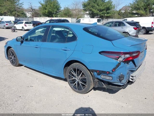 2024 TOYOTA CAMRY SE 3