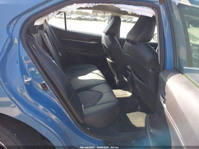 2024 TOYOTA CAMRY SE 8