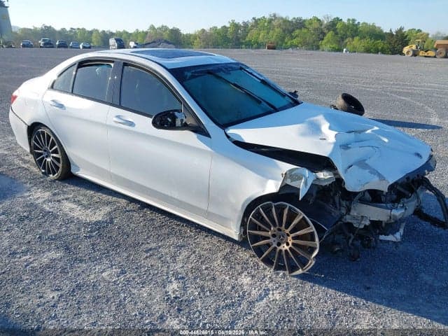 2019 MERCEDES-BENZ C 300 1