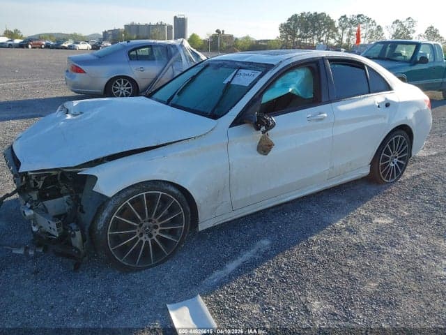 2019 MERCEDES-BENZ C 300 2