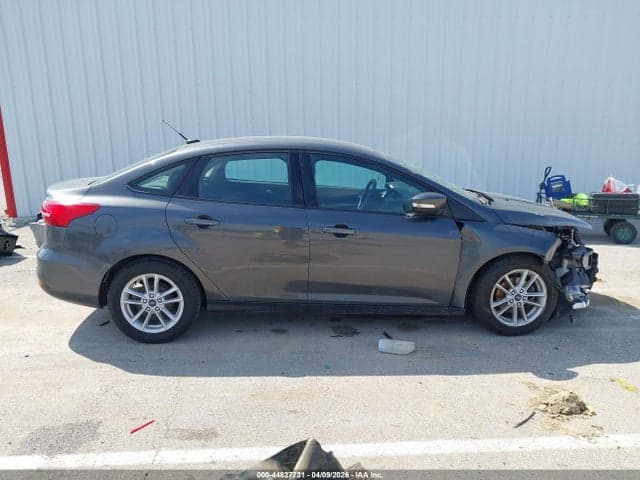2017 FORD FOCUS SE 14