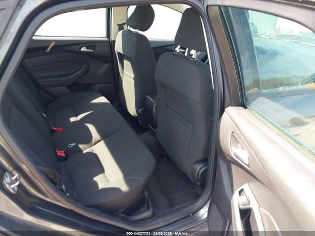 2017 FORD FOCUS SE 8
