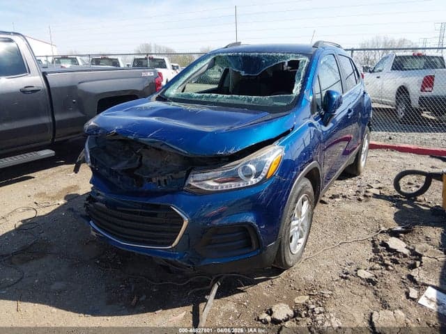 2019 CHEVROLET TRAX LT 2