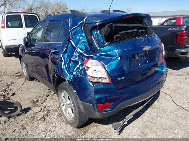 2019 CHEVROLET TRAX LT 3