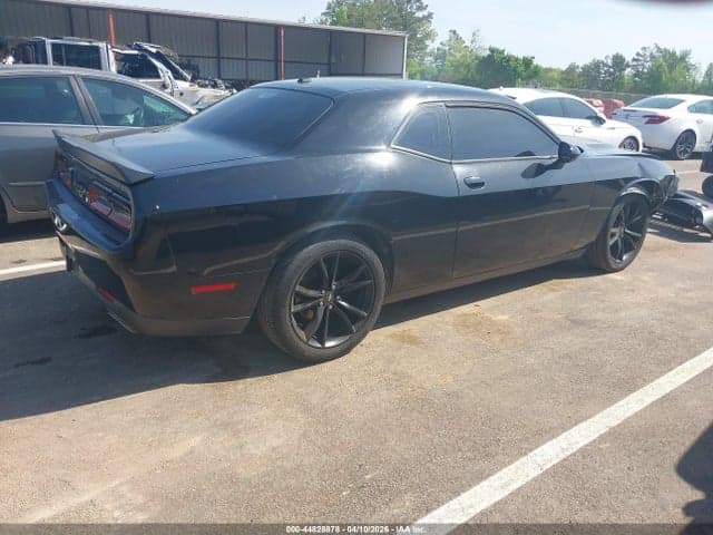 2018 DODGE CHALLENGER SXT 4