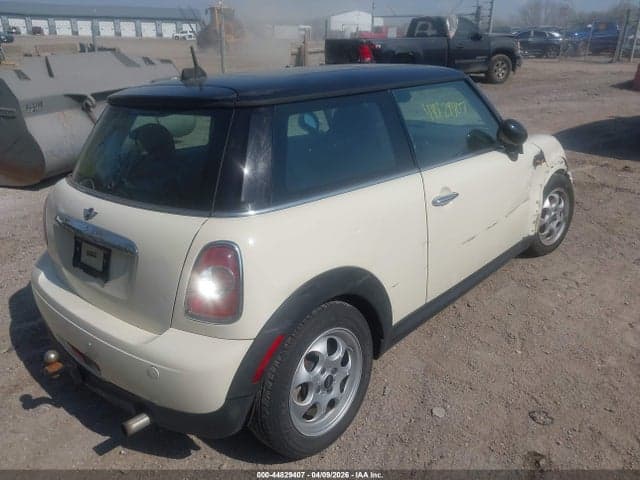2012 MINI COOPER 4