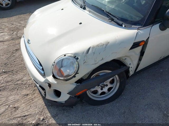 2012 MINI COOPER 6
