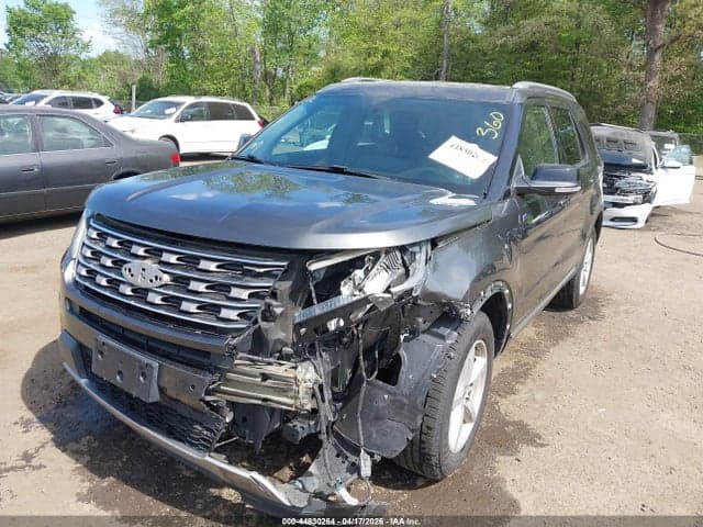 2017 FORD EXPLORER XLT 2