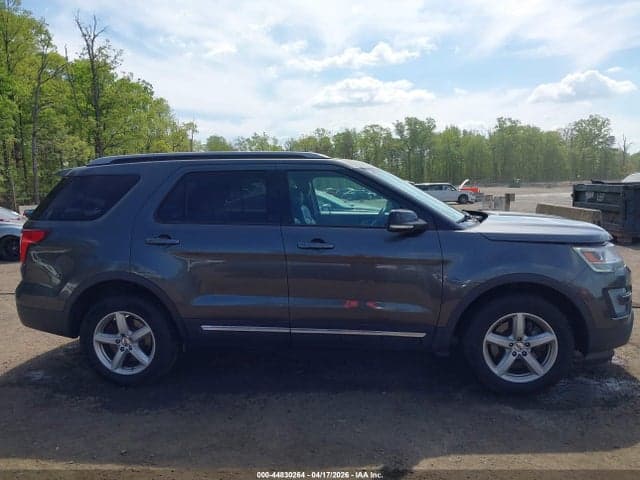2017 FORD EXPLORER XLT 13