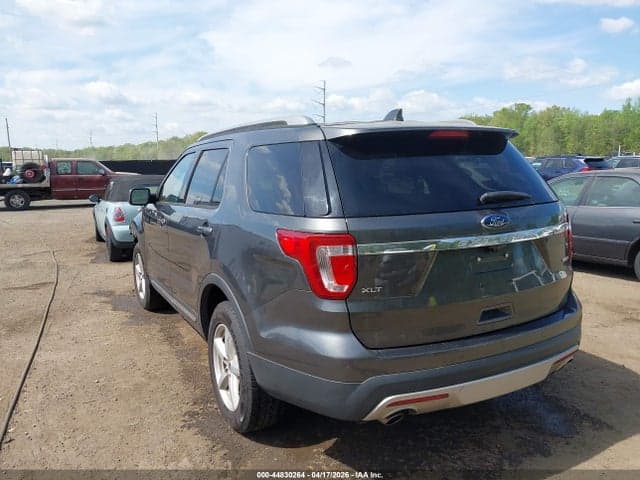 2017 FORD EXPLORER XLT 3
