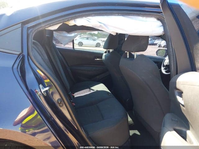 2022 TOYOTA COROLLA SE 8