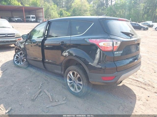 2017 FORD ESCAPE SE 3