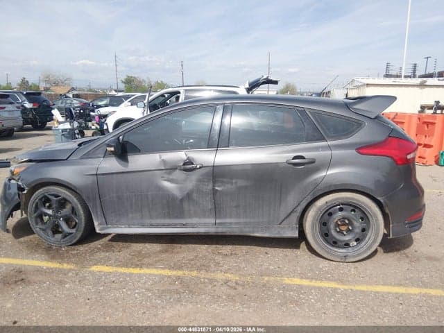2017 FORD FOCUS ST 14