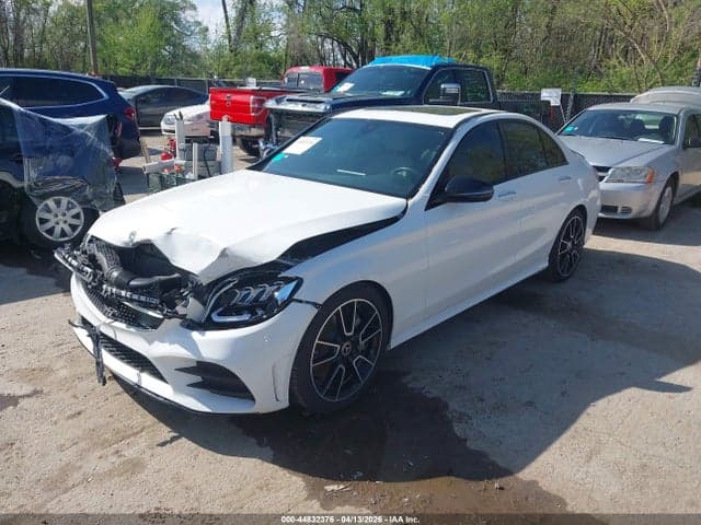 2019 MERCEDES-BENZ C 300 2