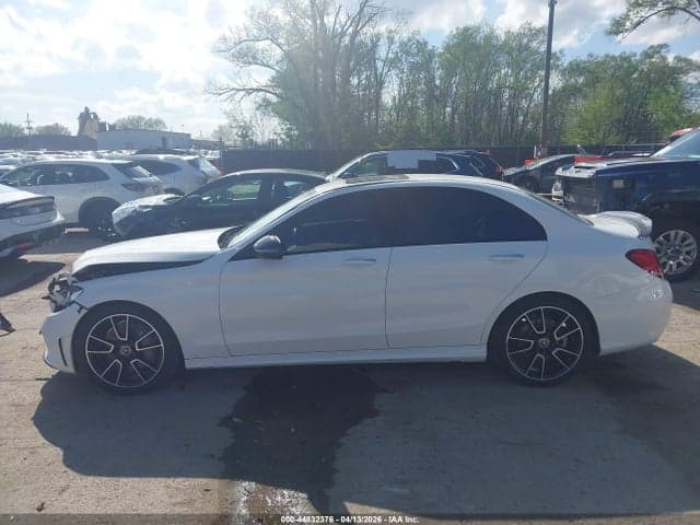 2019 MERCEDES-BENZ C 300 15