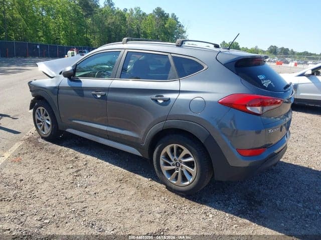 2017 HYUNDAI TUCSON SE 3