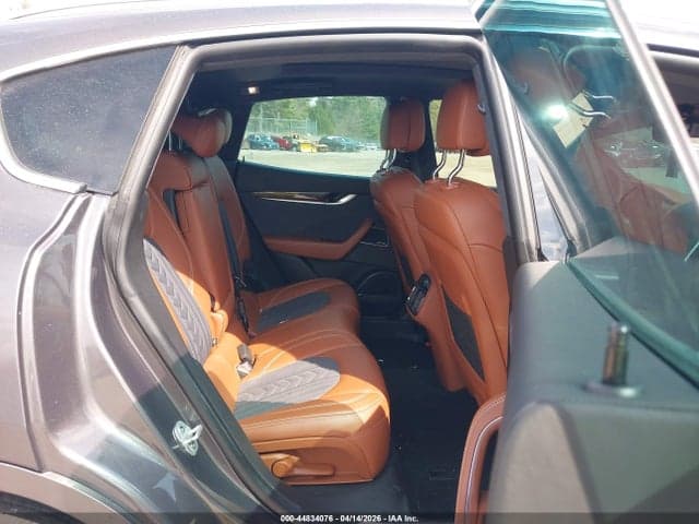 2020 MASERATI LEVANTE GRANLUSSO 8