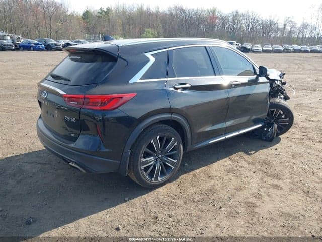 2021 INFINITI QX50 LUXE AWD 4