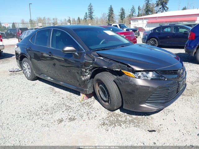 2018 TOYOTA CAMRY HYBRID LE