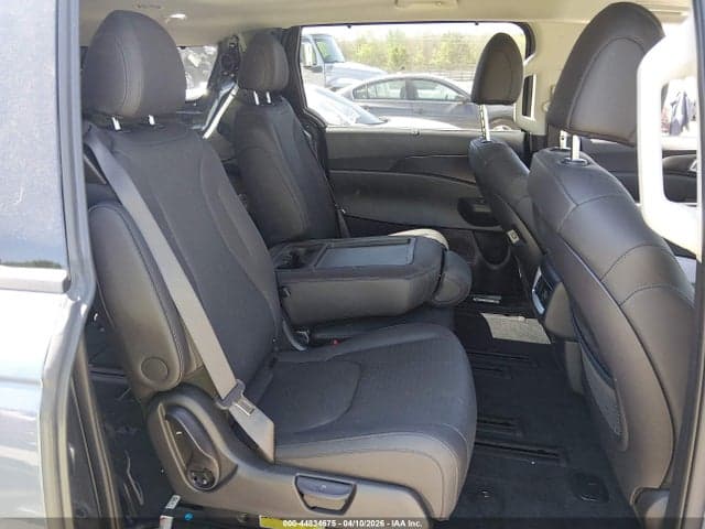 2025 KIA CARNIVAL MPV HYBRID SX PRESTIGE 8